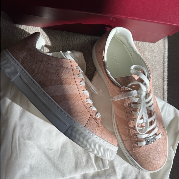 Gucci Women’s GG Supreme Ace Tonal Web Sneakers Size 38 - Picture 1 of 11